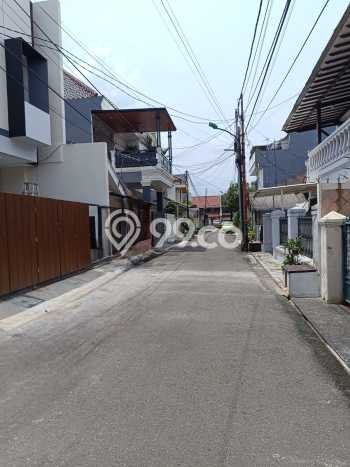 Rumah Elit LB 195m2 Siap Huni Desain Elegan di Rawamangun, Jakarta Timur Rumah Elit LB 195m2 Siap Huni Desain Elegan di Rawamangun, Jakarta Timur