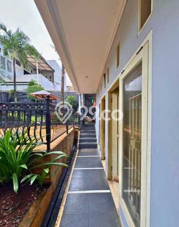 For Sale! Luxury House LT 537m2 Desain Elegan di Condet For Sale! Luxury House LT 537m2 Desain Elegan di Condet