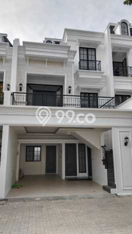 Rumah Mewah LB 119m2 Siap Huni Desain Elegan di Kalibata, Jakarta Selatan Rumah Mewah LB 119m2 Siap Huni Desain Elegan di Kalibata, Jakarta Selatan