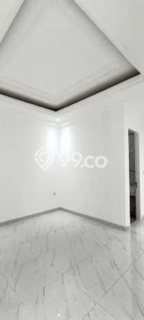 Rumah Luxury Modern Tanpa Renovasi di Pondok Bambu Jakarta Timur Rumah Luxury Modern Tanpa Renovasi di Pondok Bambu Jakarta Timur