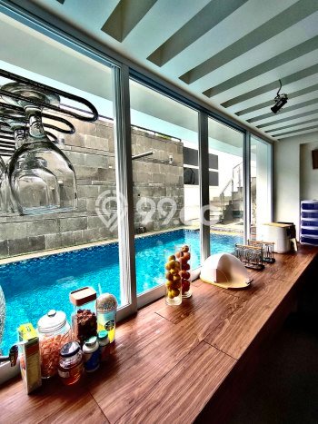 Jual Rumah Mewah Elegan Dengan View Cantik di Pondok Kelapa, Jakarta Timur Jual Rumah Mewah Elegan Dengan View Cantik di Pondok Kelapa, Jakarta Timur