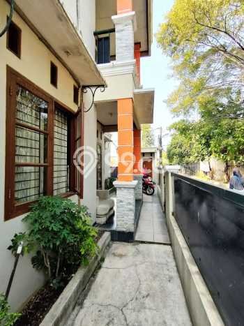 Dijual Rumah Luas Elegan Dengan View Eksklusif di Galaxy, Bekasi Dijual Rumah Luas Elegan Dengan View Eksklusif di Galaxy, Bekasi