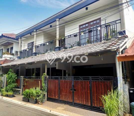 Ready to Use! Luxury House LT 175m2 Desain Elegan di Rawamangun Ready to Use! Luxury House LT 175m2 Desain Elegan di Rawamangun