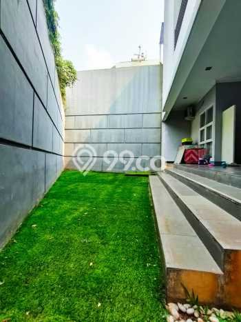 Rumah Elit Modern Siap Huni di Pondok Kelapa Jakarta Timur Rumah Elit Modern Siap Huni di Pondok Kelapa Jakarta Timur
