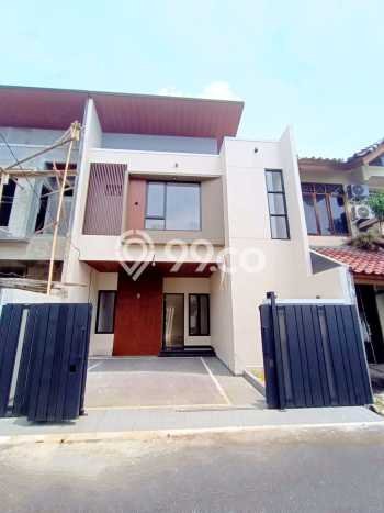 Ready to Use! Luxury House LT 86m2 Desain Elegan di Rawamangun Ready to Use! Luxury House LT 86m2 Desain Elegan di Rawamangun
