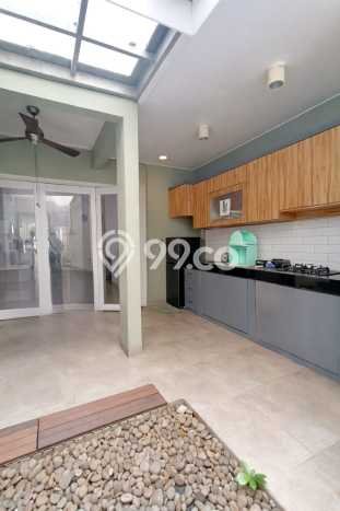 For Sale Hunian Rumah Terawat 2 KT di Galaxy, Bekasi For Sale Hunian Rumah Terawat 2 KT di Galaxy, Bekasi