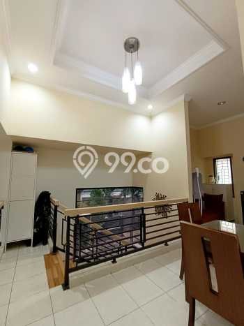 Jual Rumah Luas Megah Dengan View Cantik di Pondok Kelapa, Jakarta Timur Jual Rumah Luas Megah Dengan View Cantik di Pondok Kelapa, Jakarta Timur