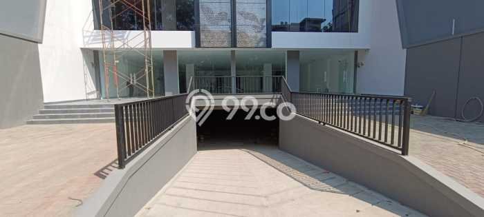 Kantor Komersial Dijual di Duren Sawit Jakarta Timur LT 600m2 & LB 1600m2 Kantor Komersial Dijual di Duren Sawit Jakarta Timur LT 600m2 & LB 1600m2