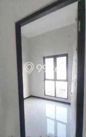 Rumah 2 Kamar Tidur Konsep Modern di Kawasan Elite Waru, Sidoarjo Rumah 2 Kamar Tidur Konsep Modern di Kawasan Elite Waru, Sidoarjo