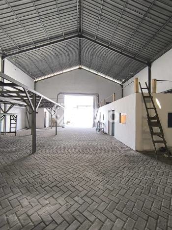 Unit Gudang Tersedia di Margomulyo Spesifikasi LB 600m2 Unit Gudang Tersedia di Margomulyo Spesifikasi LB 600m2
