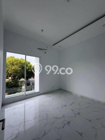 Rumah Modern 4 KT di Citraland Surabaya Unfurnished Rumah Modern 4 KT di Citraland Surabaya Unfurnished