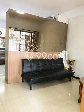 Rumah Kontrakan Surabaya LT 200m2 LB 200m2 Area Darmo permai Rumah Kontrakan Surabaya LT 200m2 LB 200m2 Area Darmo permai