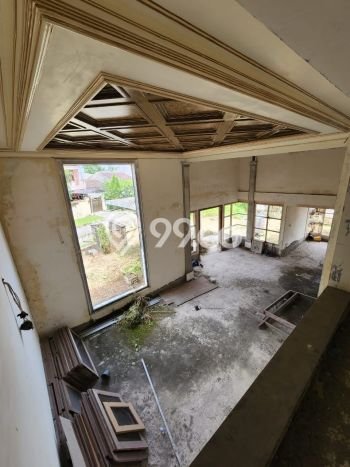 Siap Huni Rumah Mewah 5 Kamar di Wiyung Dekat ke Mana Saja Siap Huni Rumah Mewah 5 Kamar di Wiyung Dekat ke Mana Saja