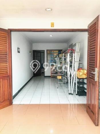 Rumah Kontrakan Surabaya LT 200m2 LB 200m2 Area Darmo permai Rumah Kontrakan Surabaya LT 200m2 LB 200m2 Area Darmo permai