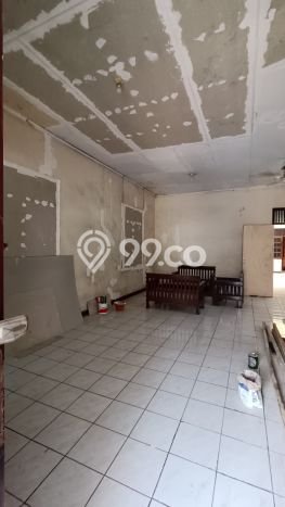 Rumah Mewah LB 350m2 Siap Pakai Desain Elegan di Jatiwaringin, Bekasi Rumah Mewah LB 350m2 Siap Pakai Desain Elegan di Jatiwaringin, Bekasi