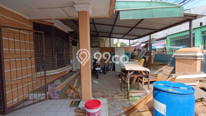 Rumah Mewah LB 350m2 Siap Pakai Desain Elegan di Jatiwaringin, Bekasi Rumah Mewah LB 350m2 Siap Pakai Desain Elegan di Jatiwaringin, Bekasi