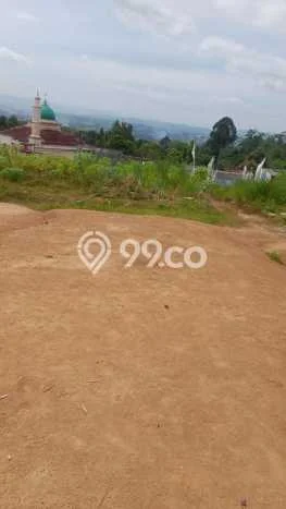 Lahan Dijual Lokasi Parakan Salak, Sukabumi dengan Luas Tanah 13450m2 dan Status - Lahan Dijual Lokasi Parakan Salak, Sukabumi dengan Luas Tanah 13450m2 dan Status -