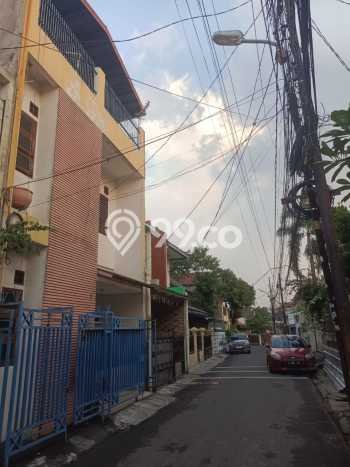 Rumah Strategis Minimalis Lb 120m2 di Pancoran, Jakarta Selatan Rumah Strategis Minimalis Lb 120m2 di Pancoran, Jakarta Selatan