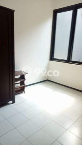 Jarang Ada! Rumah Kontrakan 4 Kamar Nyaman Siap Huni Ketintang Jarang Ada! Rumah Kontrakan 4 Kamar Nyaman Siap Huni Ketintang