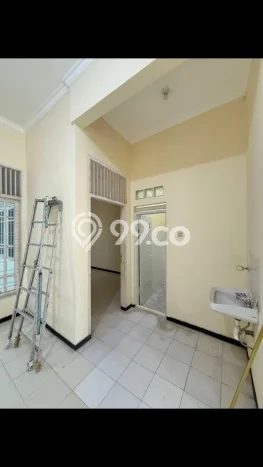 Rumah sewa siap pakai 3 KT di Sutorejo, Surabaya Rumah sewa siap pakai 3 KT di Sutorejo, Surabaya