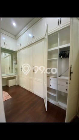 Disewakan Rumah Konsep Modern di Wiyung Surabaya dengan 4 KT Disewakan Rumah Konsep Modern di Wiyung Surabaya dengan 4 KT