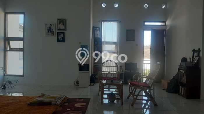 Dijual Cepat Rumah Bagus Siap Huni LB 100m2 di Arcamanik, Bandung Dijual Cepat Rumah Bagus Siap Huni LB 100m2 di Arcamanik, Bandung