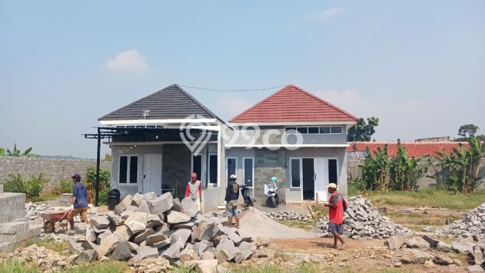 PROPERTI UNGGULAN! Rumah Premium area Ngaliyan, Luas 120m2m² LB 36m2m² PROPERTI UNGGULAN! Rumah Premium area Ngaliyan, Luas 120m2m² LB 36m2m²