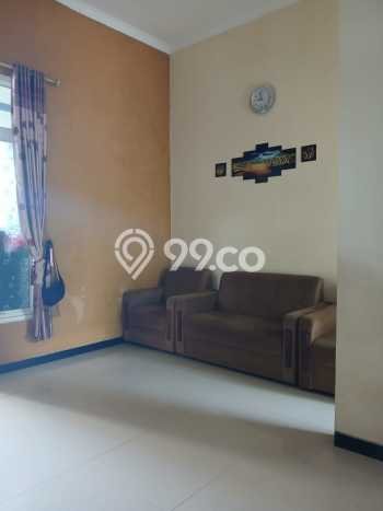 Rumah Akses Mudah area Gunung Pati, Semarang, LT 121m2m² LB 100m2m² Rumah Akses Mudah area Gunung Pati, Semarang, LT 121m2m² LB 100m2m²