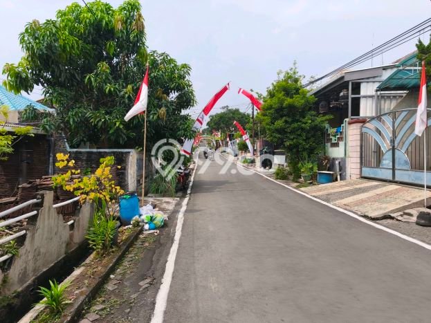 Tanah Dijual Lokasi Strategis di Semarang dengan Luas 300m2 Tanah Dijual Lokasi Strategis di Semarang dengan Luas 300m2