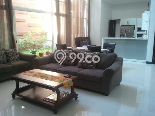 Rumah Elit Modern Siap Huni di Graha Padma Semarang Rumah Elit Modern Siap Huni di Graha Padma Semarang