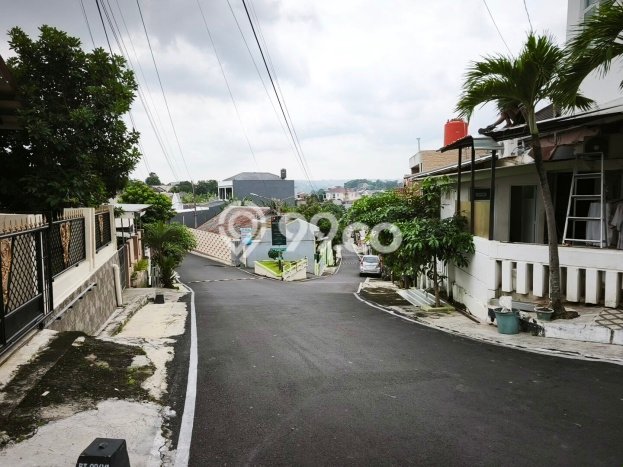 Dijual Rumah Eksklusif 5 KT di Manyaran, Semarang Dijual Rumah Eksklusif 5 KT di Manyaran, Semarang