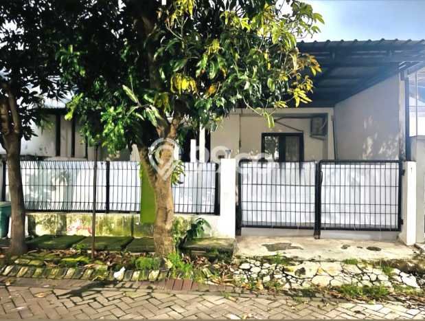 Jual Rumah Bagus Siap Huni LB 110m2 di Waru, Sidoarjo Jual Rumah Bagus Siap Huni LB 110m2 di Waru, Sidoarjo