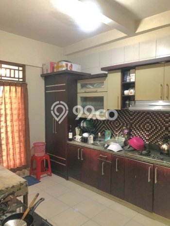 Dijual Rumah 5 Kamar Lokasi Strategis Nyaman dan Strategis di Rungkut Dijual Rumah 5 Kamar Lokasi Strategis Nyaman dan Strategis di Rungkut