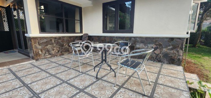 Hunian Cantik Modern Lb 150m2 di Trawas, Mojokerto Hunian Cantik Modern Lb 150m2 di Trawas, Mojokerto