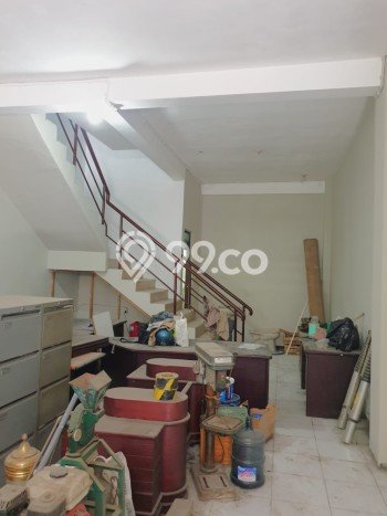 Ruko paling strategis disewakan di Waru Sidoarjo Ruko paling strategis disewakan di Waru Sidoarjo