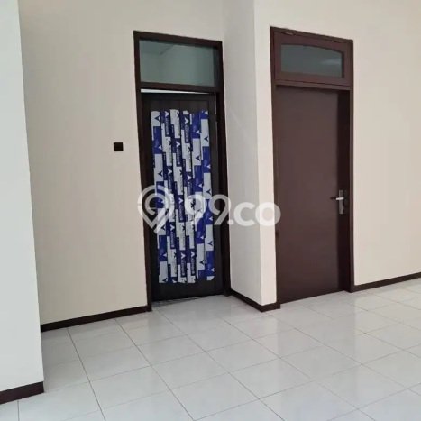 Jual Murah Rumah LT 200m2m² di , Bebas Banjir, Surabaya Jual Murah Rumah LT 200m2m² di , Bebas Banjir, Surabaya