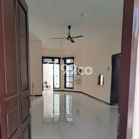 Jual Murah Rumah LT 200m2m² di , Bebas Banjir, Surabaya Jual Murah Rumah LT 200m2m² di , Bebas Banjir, Surabaya
