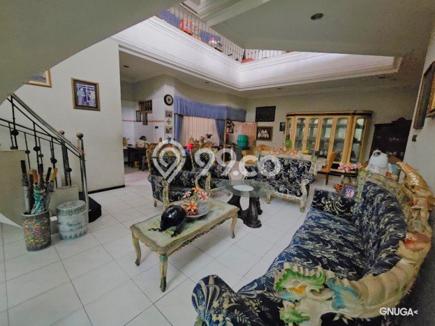 For Sale! Luxury House LT 325m2 Desain Modern di Jemursari For Sale! Luxury House LT 325m2 Desain Modern di Jemursari