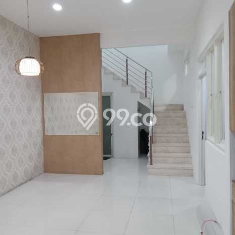 For Sale Rumah Mewah Exclusive di Wiyung, Surabaya For Sale Rumah Mewah Exclusive di Wiyung, Surabaya