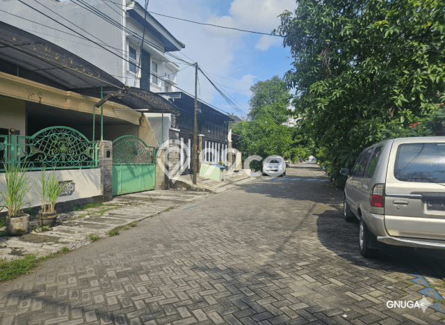 Rumah Modern 2 KT di Gununganyar Surabaya Unfurnished Rumah Modern 2 KT di Gununganyar Surabaya Unfurnished
