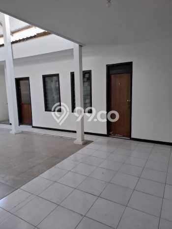 Lokasi strategis! Rumah siap huni disewakan di Rungkut LB 170m2 Lokasi strategis! Rumah siap huni disewakan di Rungkut LB 170m2