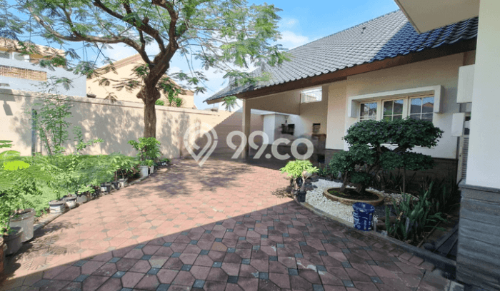 HOT LISTING! Rumah Siap Huni di , Surabaya, LT 1008m2m² LB 650m2m² HOT LISTING! Rumah Siap Huni di , Surabaya, LT 1008m2m² LB 650m2m²