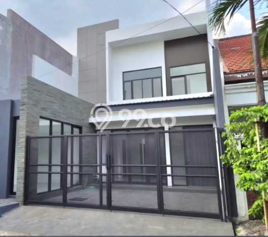 For Sale Rumah Elit Exclusive di Rungkut, Surabaya For Sale Rumah Elit Exclusive di Rungkut, Surabaya