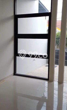 Dijual Rumah Modern 4 KT di Nginden, Surabaya Dijual Rumah Modern 4 KT di Nginden, Surabaya