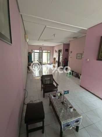Dijual Cepat Rumah Favorit Siap Huni LB 135m2 di Wonocolo, Surabaya Dijual Cepat Rumah Favorit Siap Huni LB 135m2 di Wonocolo, Surabaya