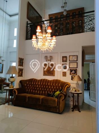 Rumah Elit LB 300m2 Siap Pakai Desain Elegan di Bintaro, Tangerang Selatan Rumah Elit LB 300m2 Siap Pakai Desain Elegan di Bintaro, Tangerang Selatan