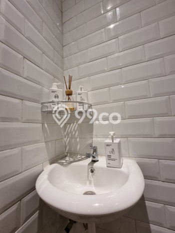 Dijual Segera Rumah Kost di Gading Serpong, Tangerang 97 Kamar Dijual Segera Rumah Kost di Gading Serpong, Tangerang 97 Kamar