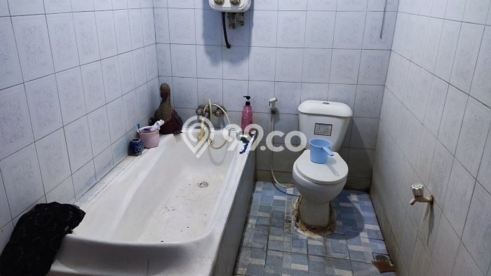 For Sale Rumah 4 Kamar Lokasi Strategis Bagus dan Strategis di Ciledug For Sale Rumah 4 Kamar Lokasi Strategis Bagus dan Strategis di Ciledug