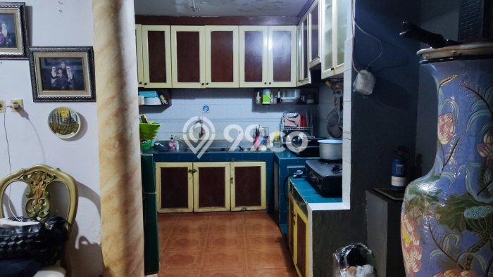 For Sale Rumah 4 Kamar Lokasi Strategis Bagus dan Strategis di Ciledug For Sale Rumah 4 Kamar Lokasi Strategis Bagus dan Strategis di Ciledug