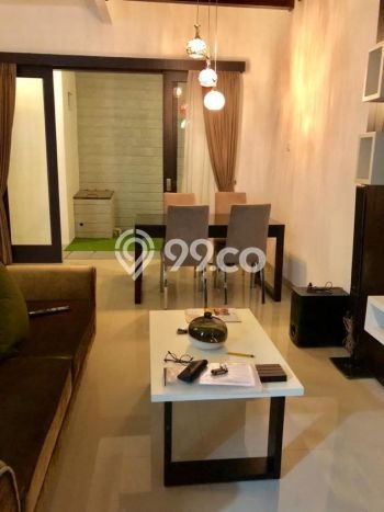 Ready to Use! Luxury House LT 127m2 Desain Elegan di Ciganjur Ready to Use! Luxury House LT 127m2 Desain Elegan di Ciganjur